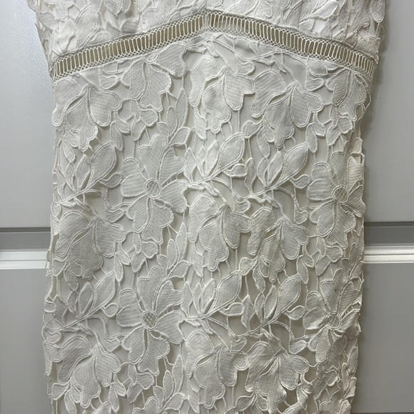 ASTR Lace Dress - Picture 6 of 9